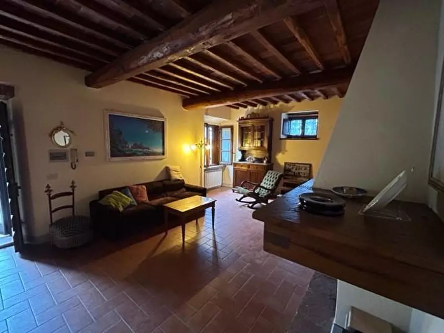 Immagine 8 di Appartamento in vendita  a Gaiole In Chianti