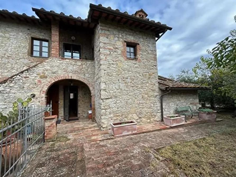 Immagine 2 di Appartamento in vendita  a Gaiole In Chianti