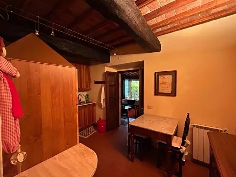 Immagine 10 di Appartamento in vendita  a Gaiole In Chianti