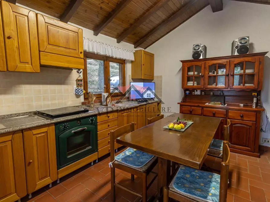 Immagine 4 di Baita in vendita  a Castelnuovo Val Di Cecina