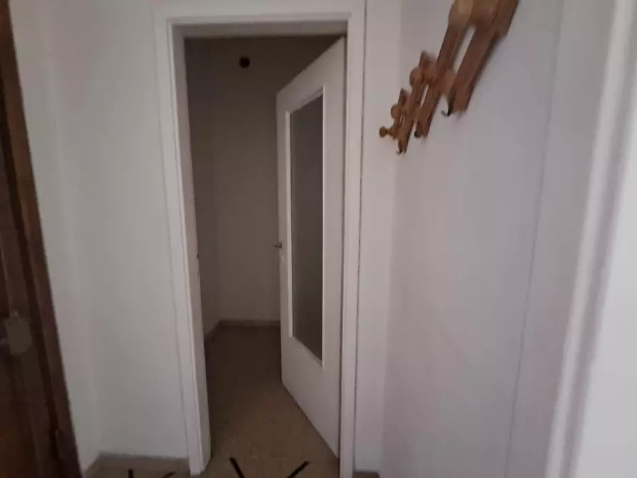 Immagine 10 di Appartamento in vendita  a Massa