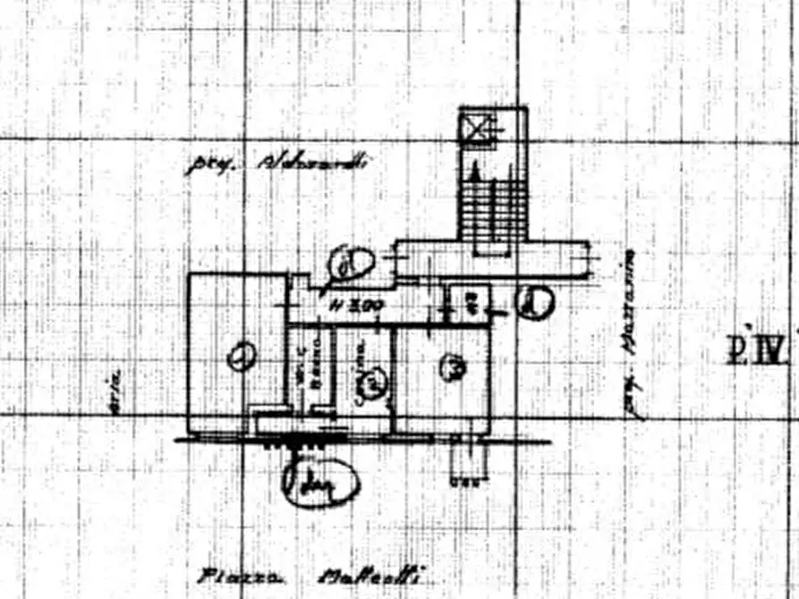 Immagine 11 di Appartamento in vendita  a Massa