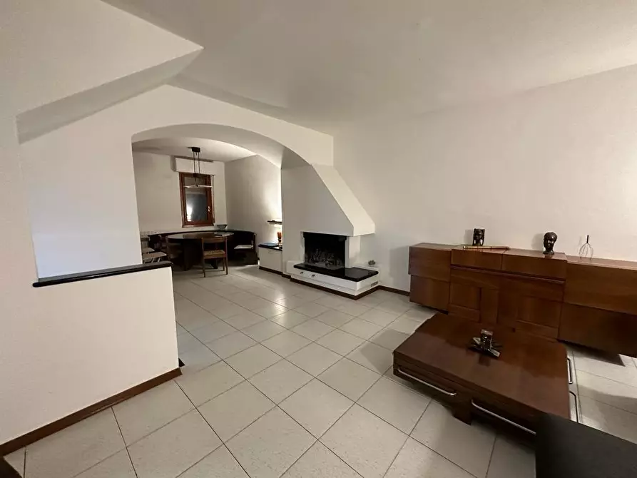 Immagine 30 di Villetta a schiera in vendita  a Ortonovo