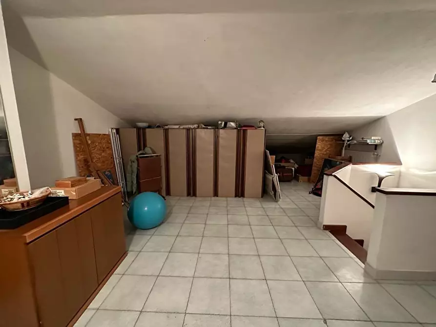 Immagine 17 di Villetta a schiera in vendita  a Ortonovo