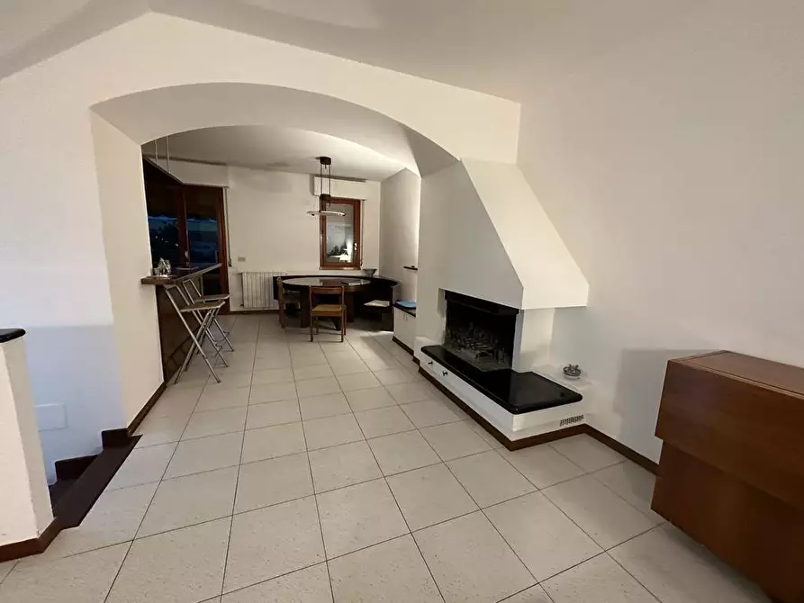 Immagine 18 di Villetta a schiera in vendita  a Ortonovo