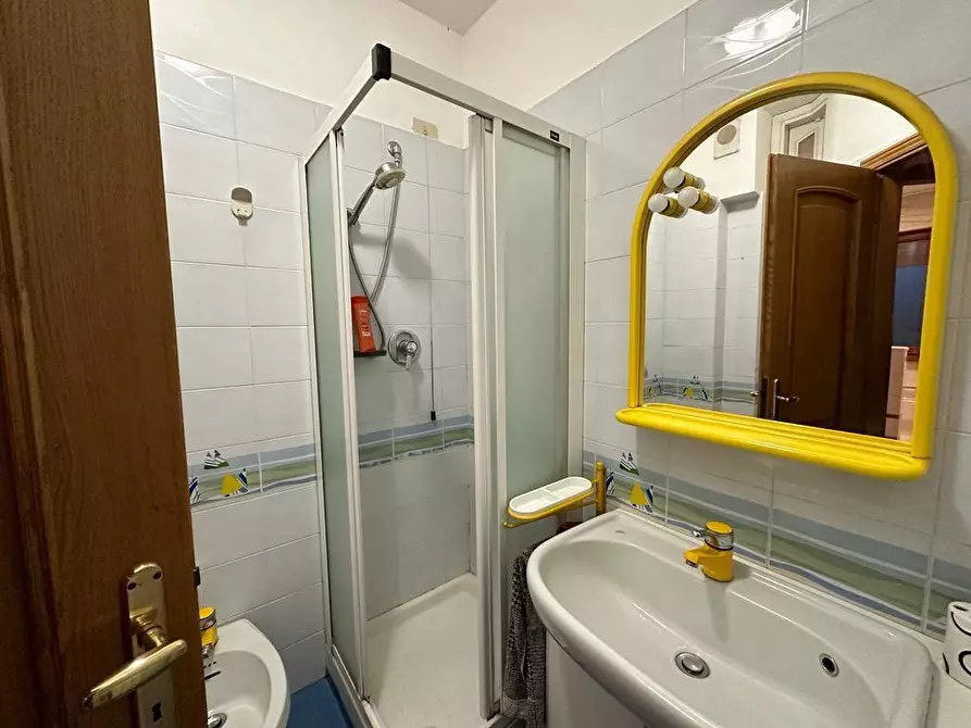 Immagine 12 di Villetta a schiera in vendita  a Ortonovo