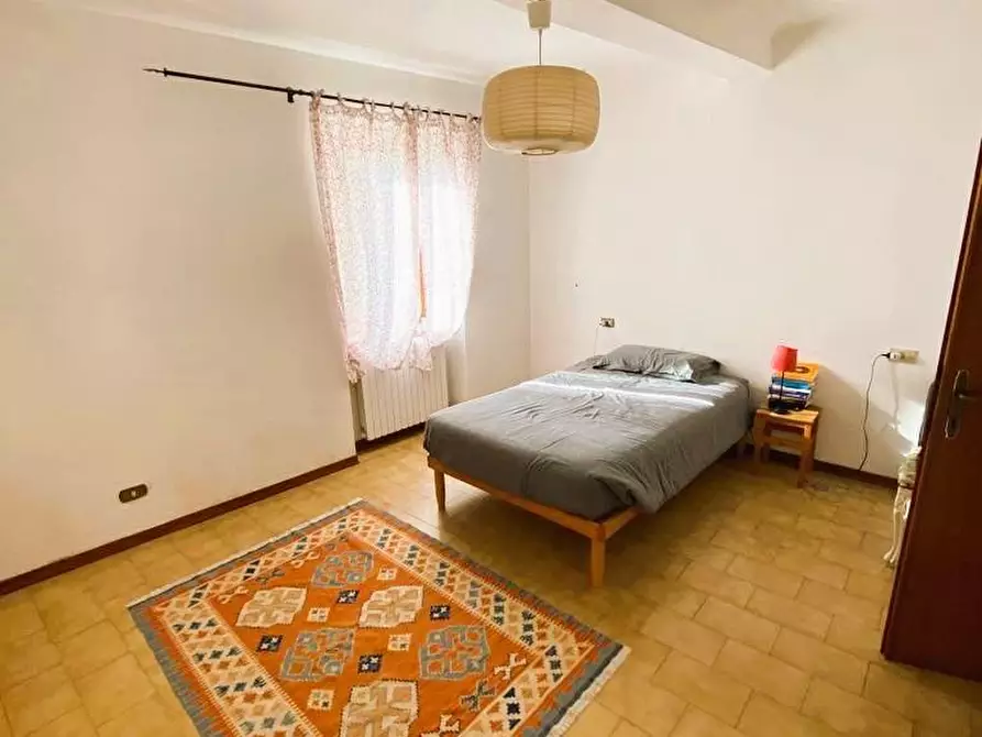 Immagine 11 di Appartamento in vendita  a Massa