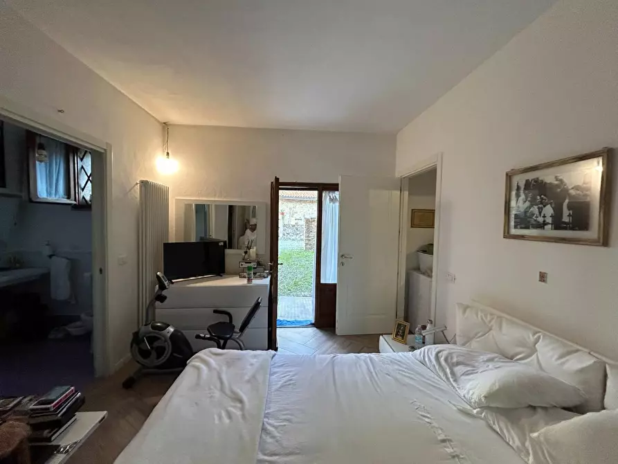 Immagine 11 di Appartamento in vendita  a Castelnuovo Berardenga