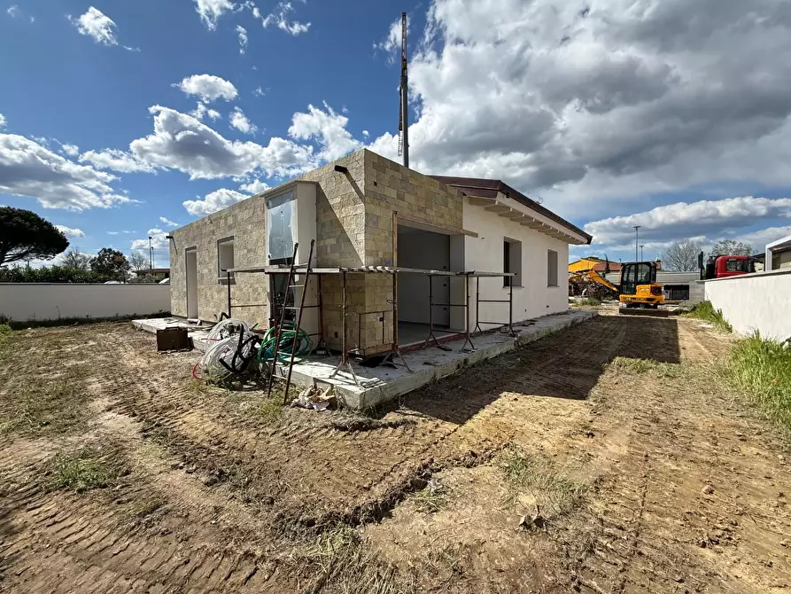 Immagine 58 di Casa indipendente in vendita  a Calcinaia