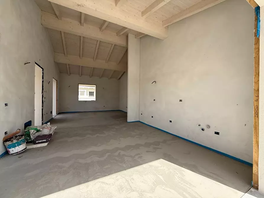 Immagine 37 di Casa indipendente in vendita  a Calcinaia