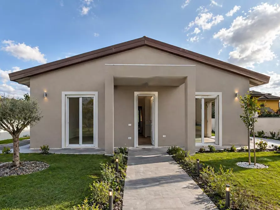 Immagine 12 di Casa indipendente in vendita  a Calcinaia