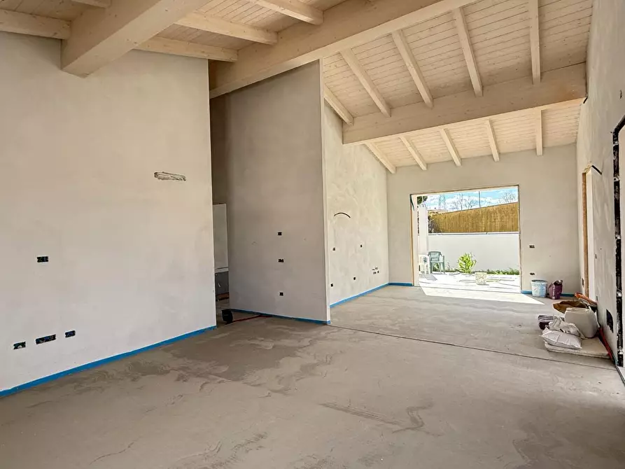 Immagine 21 di Casa indipendente in vendita  a Calcinaia