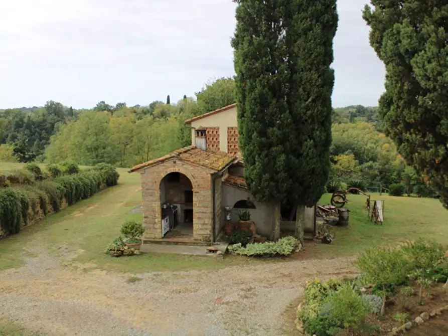 Immagine 1 di Casa colonica in vendita  a Casciana Terme Lari