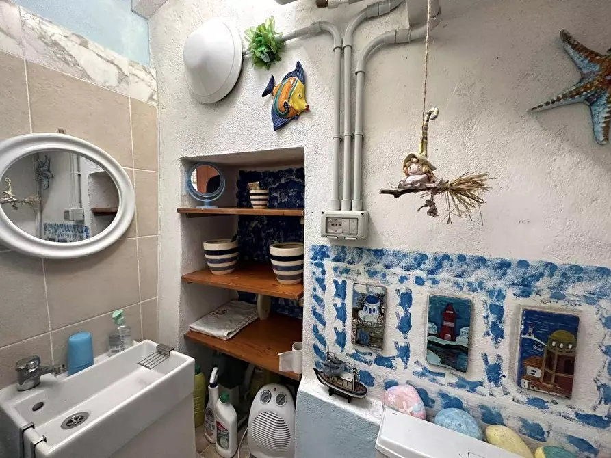 Immagine 27 di Casa semindipendente in vendita  a La Spezia