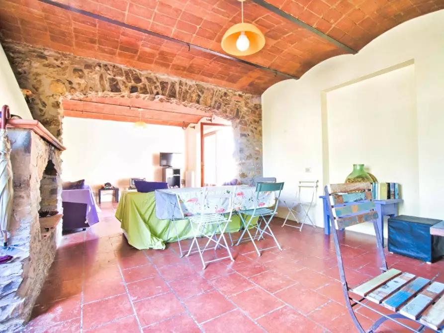 Immagine 10 di Casa colonica in vendita  a Suvereto