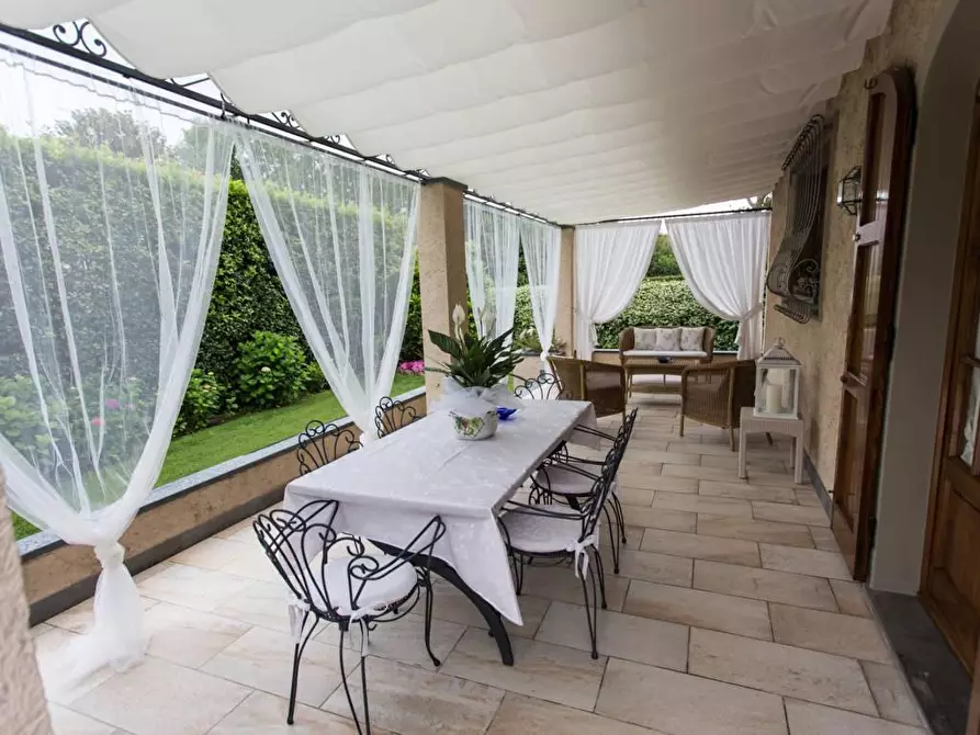 Immagine 3 di Villa in affitto  a Forte Dei Marmi