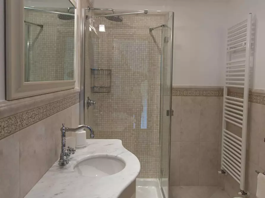 Immagine 9 di Villa in affitto  a Forte Dei Marmi