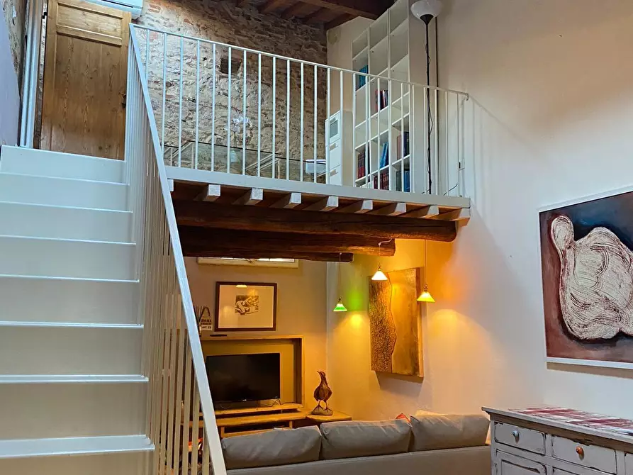 Immagine 2 di Mansarda in vendita  a Pisa