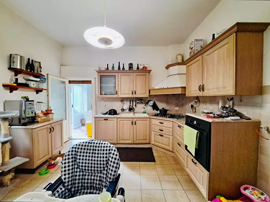 Immagine 3 di Appartamento in vendita  a Massarosa