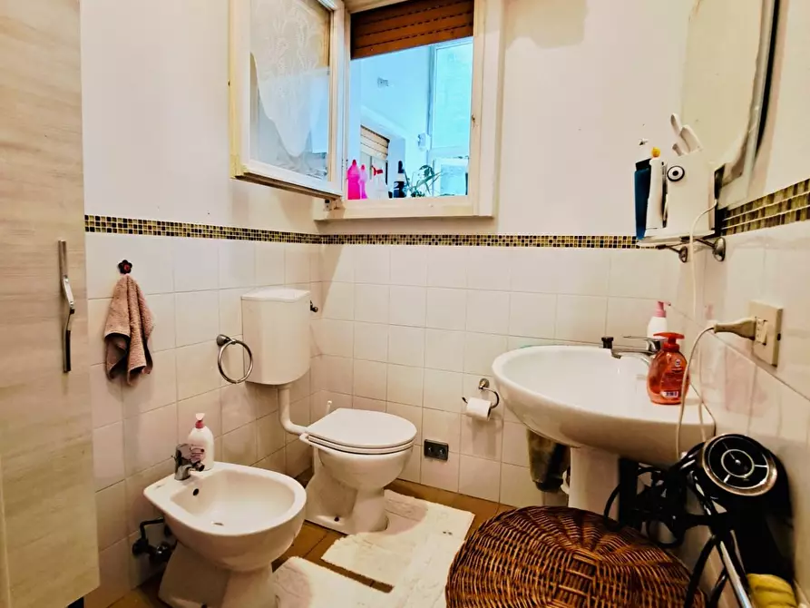 Immagine 10 di Appartamento in vendita  a Massarosa