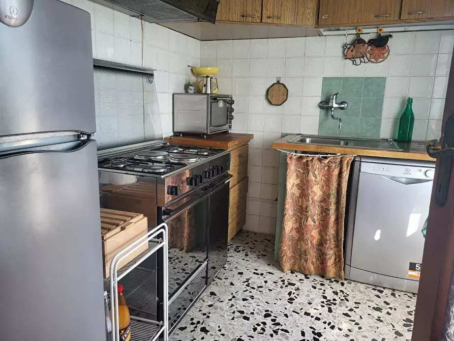 Immagine 2 di Appartamento in vendita  a Cascina