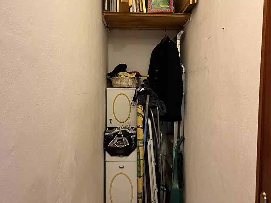 Immagine 11 di Appartamento in vendita  a Empoli