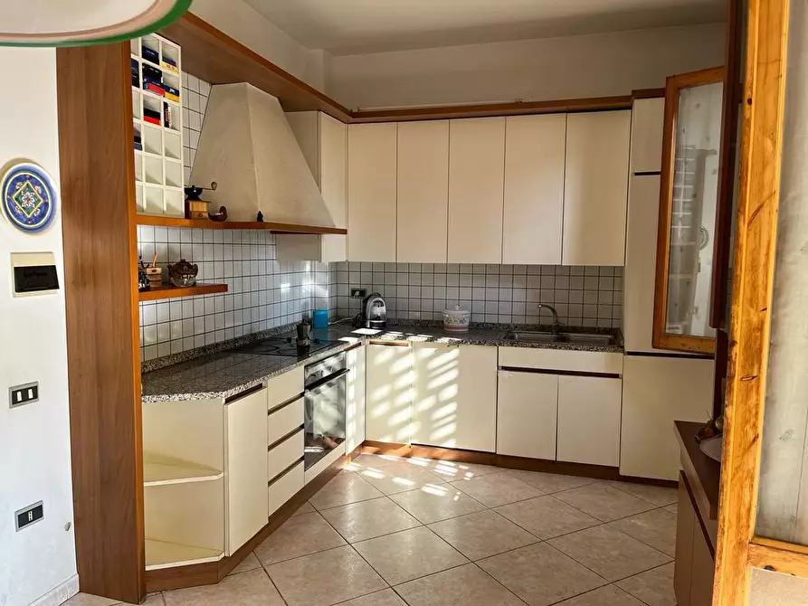 Immagine 2 di Appartamento in vendita  a Empoli