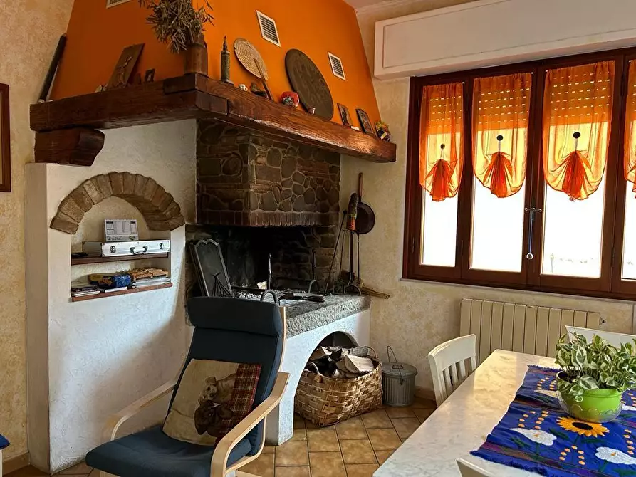 Immagine 6 di Villa in vendita  a Fucecchio