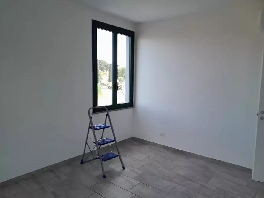 Immagine 3 di Locale commerciale in affitto  a San Miniato