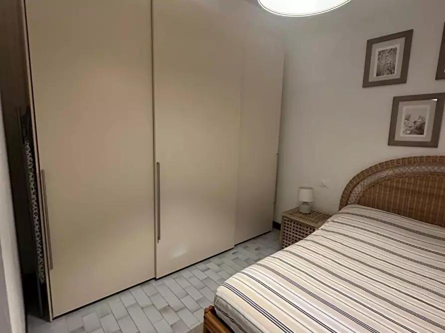 Immagine 40 di Villa in vendita  a Montignoso