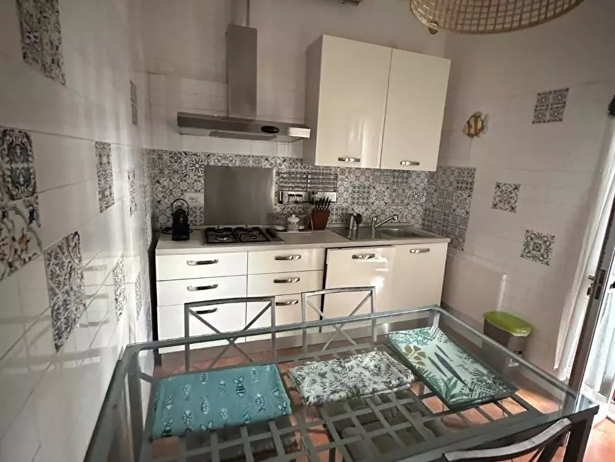 Immagine 20 di Villa in vendita  a Montignoso