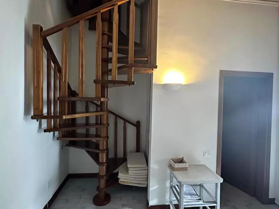 Immagine 19 di Villa in vendita  a Montignoso