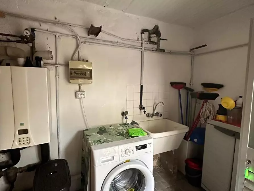 Immagine 36 di Villa in vendita  a Montignoso