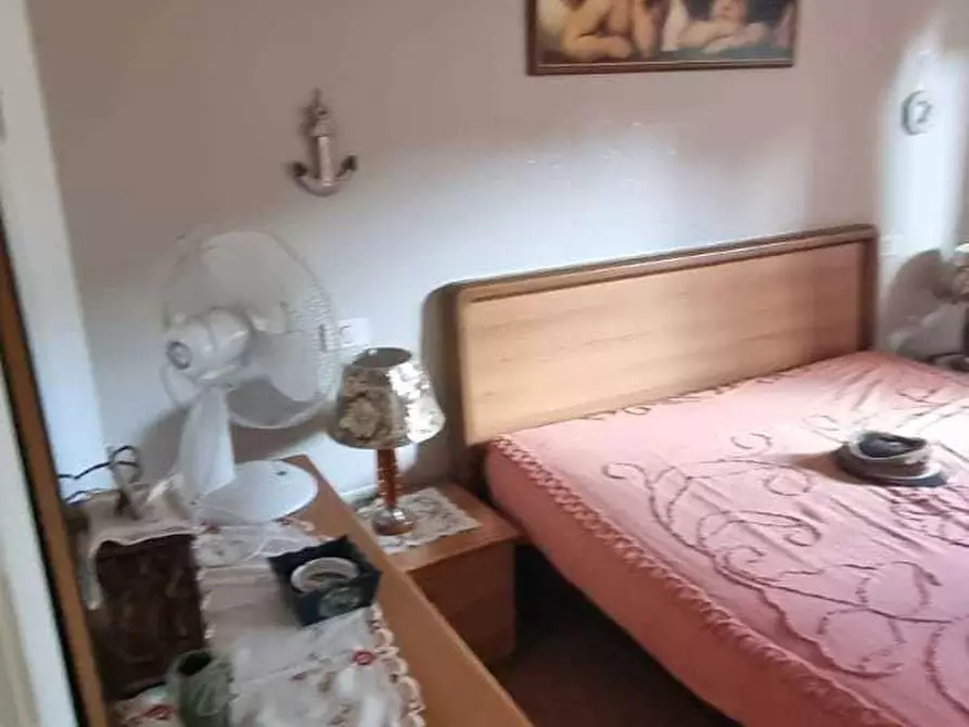 Immagine 14 di Appartamento in vendita  a Massa