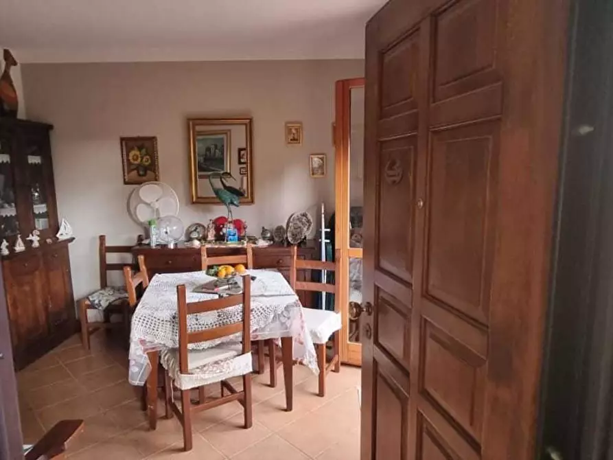 Immagine 6 di Appartamento in vendita  a Massa