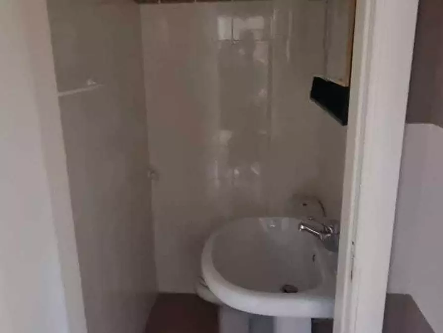 Immagine 13 di Appartamento in vendita  a Massa