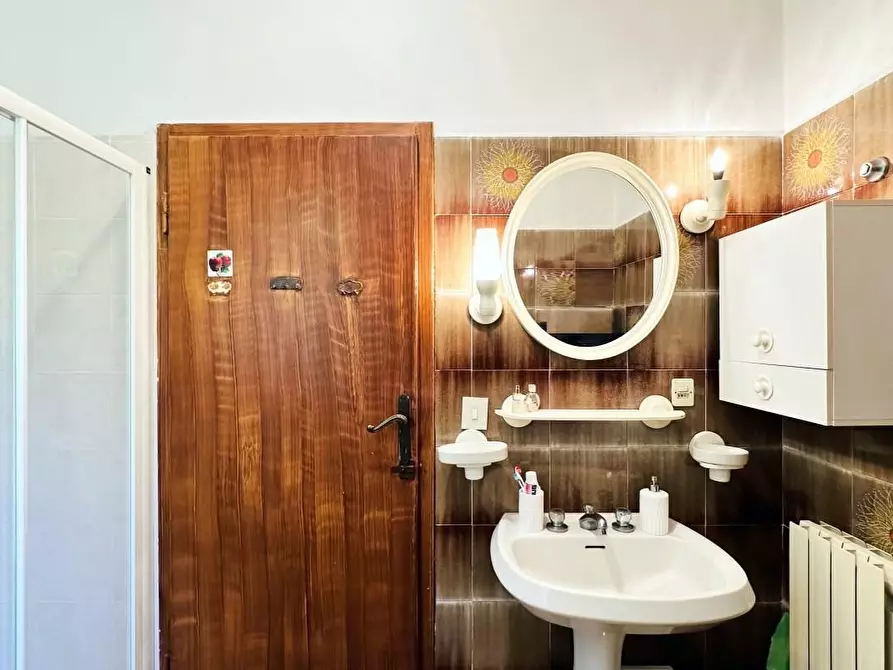 Immagine 50 di Casa indipendente in vendita  a Pietrasanta