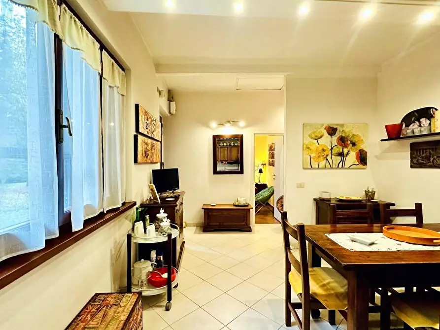 Immagine 8 di Casa indipendente in vendita  a Pietrasanta