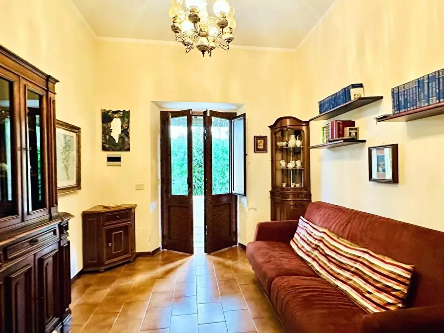 Immagine 34 di Casa indipendente in vendita  a Pietrasanta