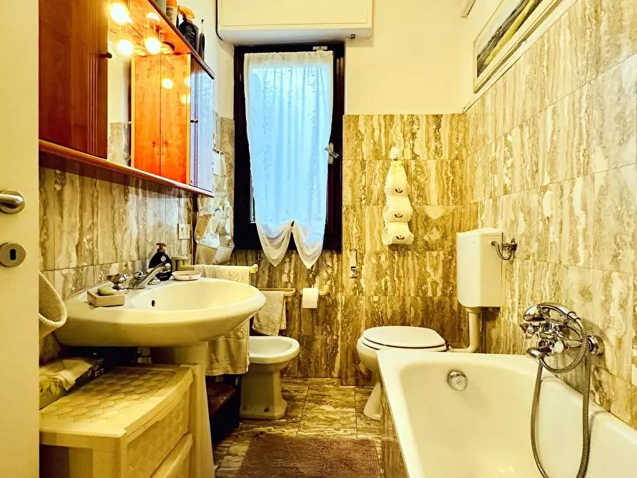 Immagine 25 di Casa indipendente in vendita  a Pietrasanta