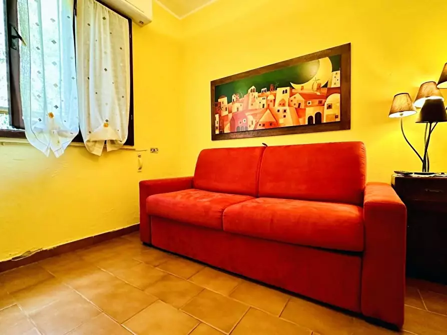 Immagine 12 di Casa indipendente in vendita  a Pietrasanta