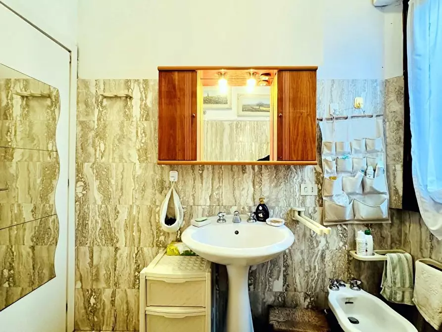 Immagine 26 di Casa indipendente in vendita  a Pietrasanta