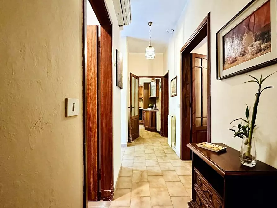 Immagine 38 di Casa indipendente in vendita  a Pietrasanta