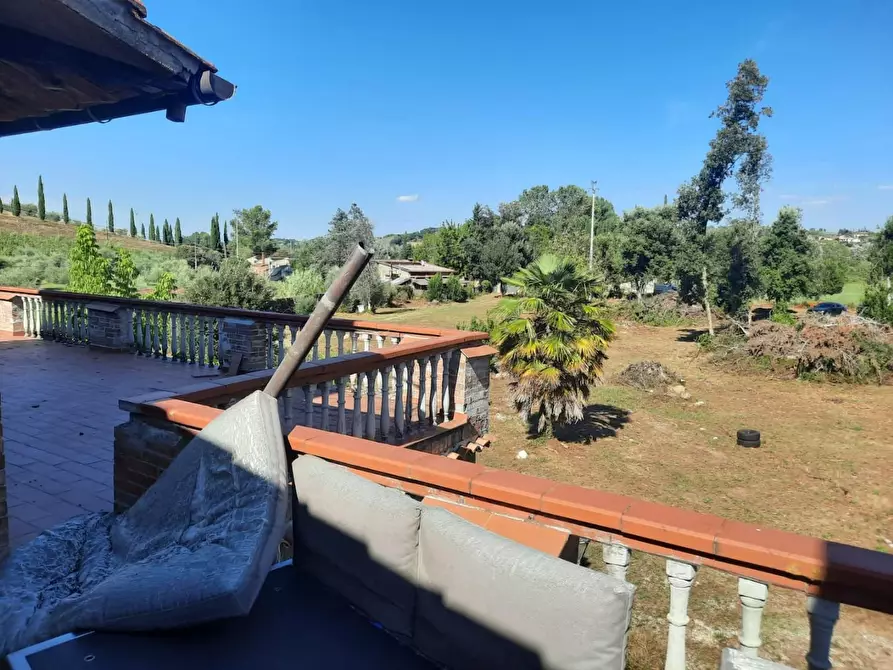 Immagine 4 di Villa in vendita  a Casciana Terme Lari