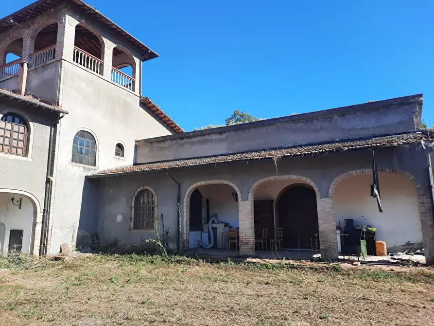 Immagine 5 di Villa in vendita  a Casciana Terme Lari