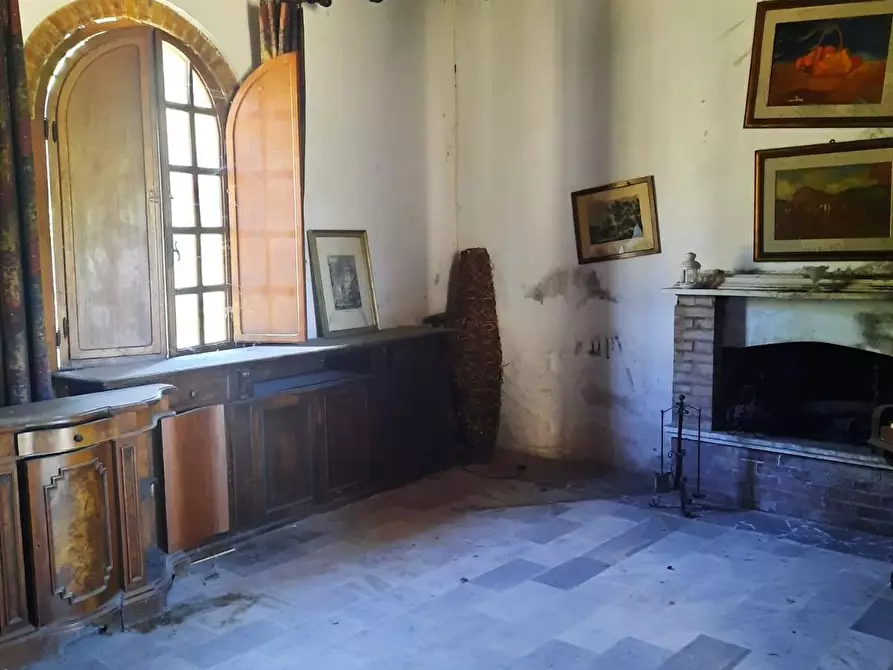 Immagine 9 di Villa in vendita  a Casciana Terme Lari