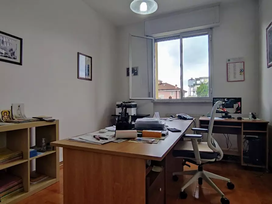 Immagine 14 di Appartamento in vendita  a Santa Croce Sull'arno