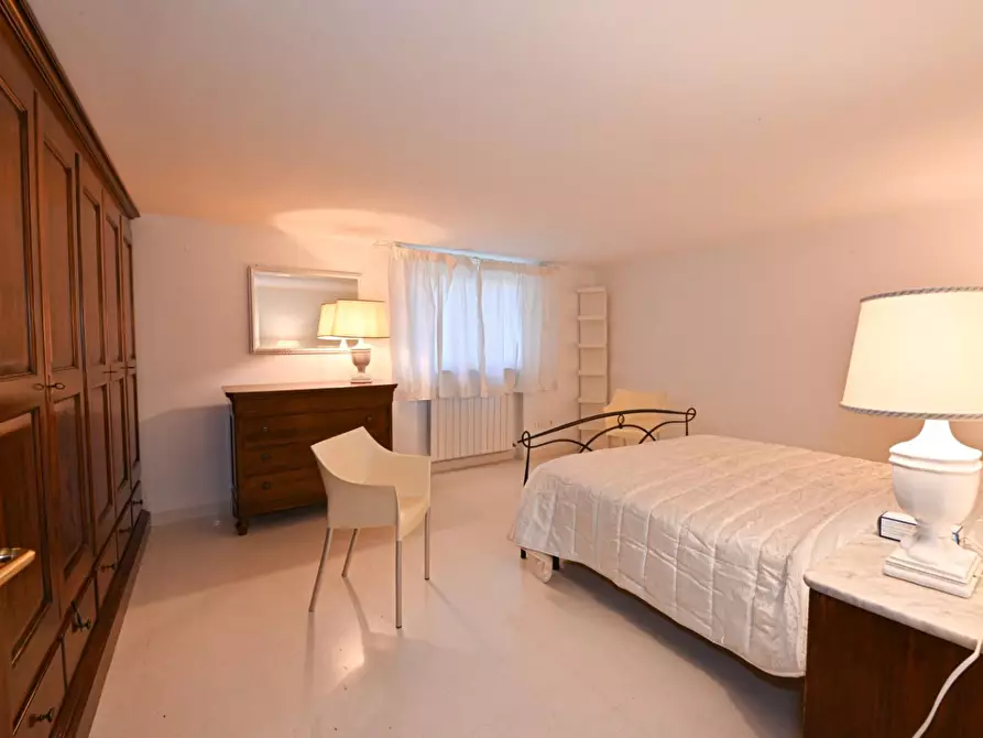 Immagine 34 di Villa in vendita  a Pisa