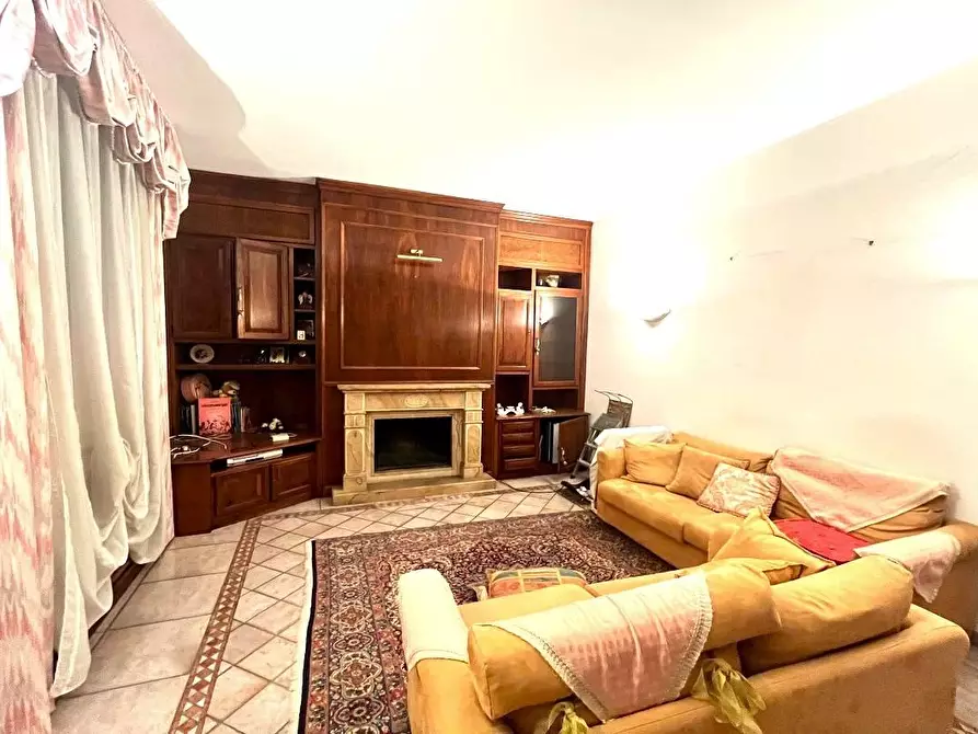 Immagine 8 di Villa in vendita  a Certaldo