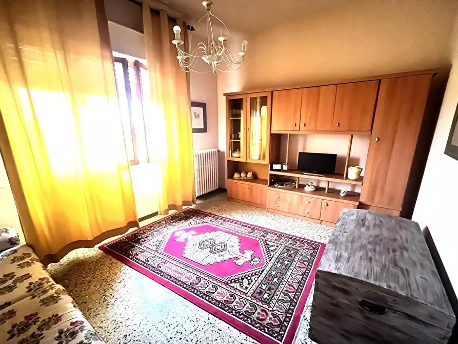 Immagine 18 di Villa in vendita  a Certaldo